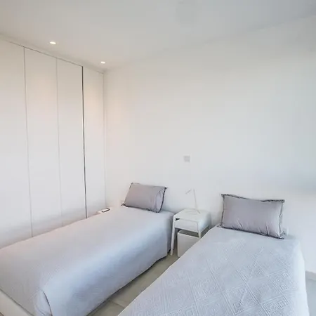Imagine Your Family Renting A Luxury Holiday Close To Paralimni's Main Attractions 1253 Villa